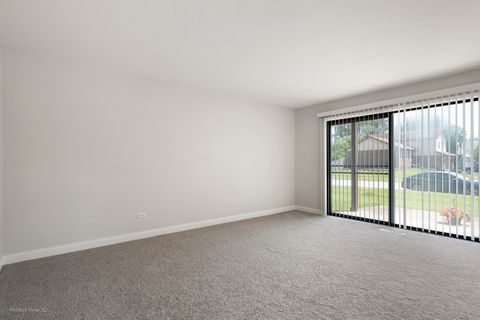 Tiny photo for 19215 Elm Drive #19215, Country Club Hills, IL 60478 (MLS # 12691302)