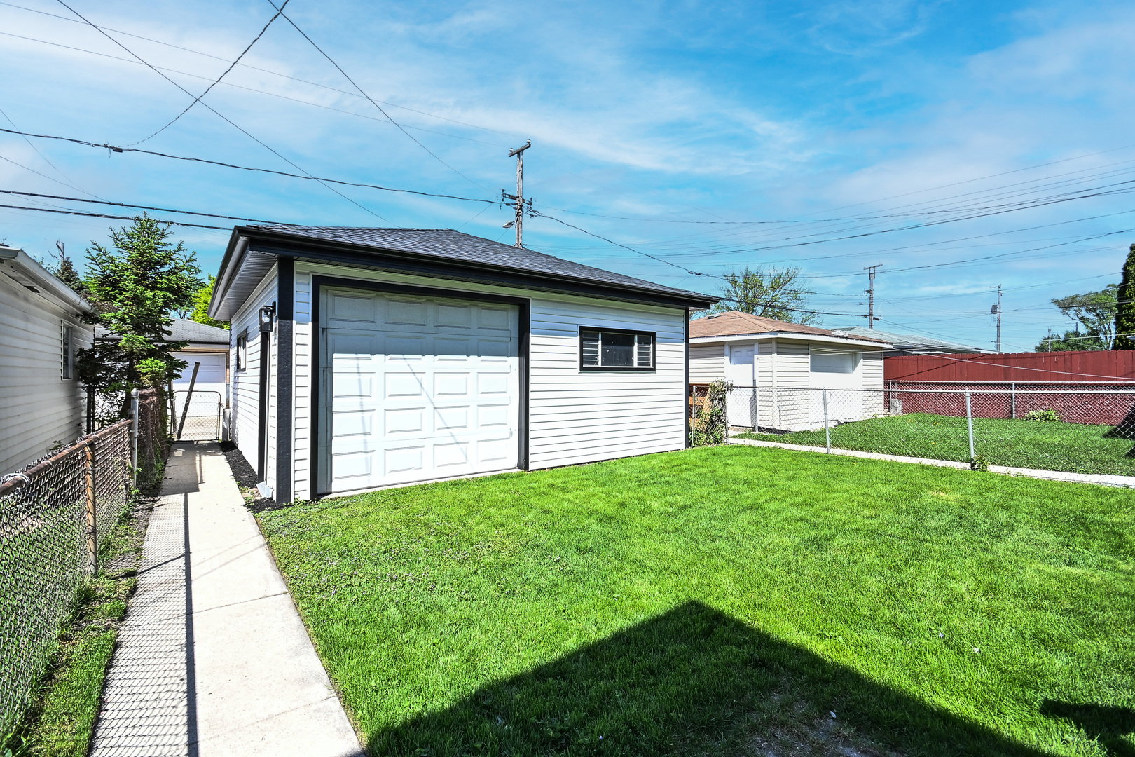 6212 S Mulligan Avenue