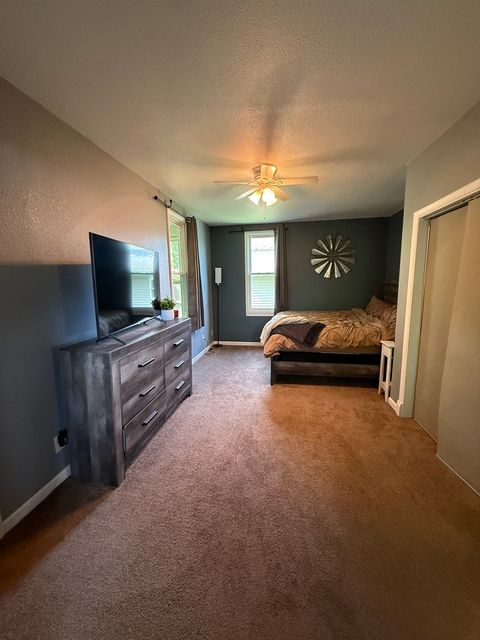 Tiny photo for 1125 Briarcliff Lane, Clinton, IA 52732 (MLS # 12632043)