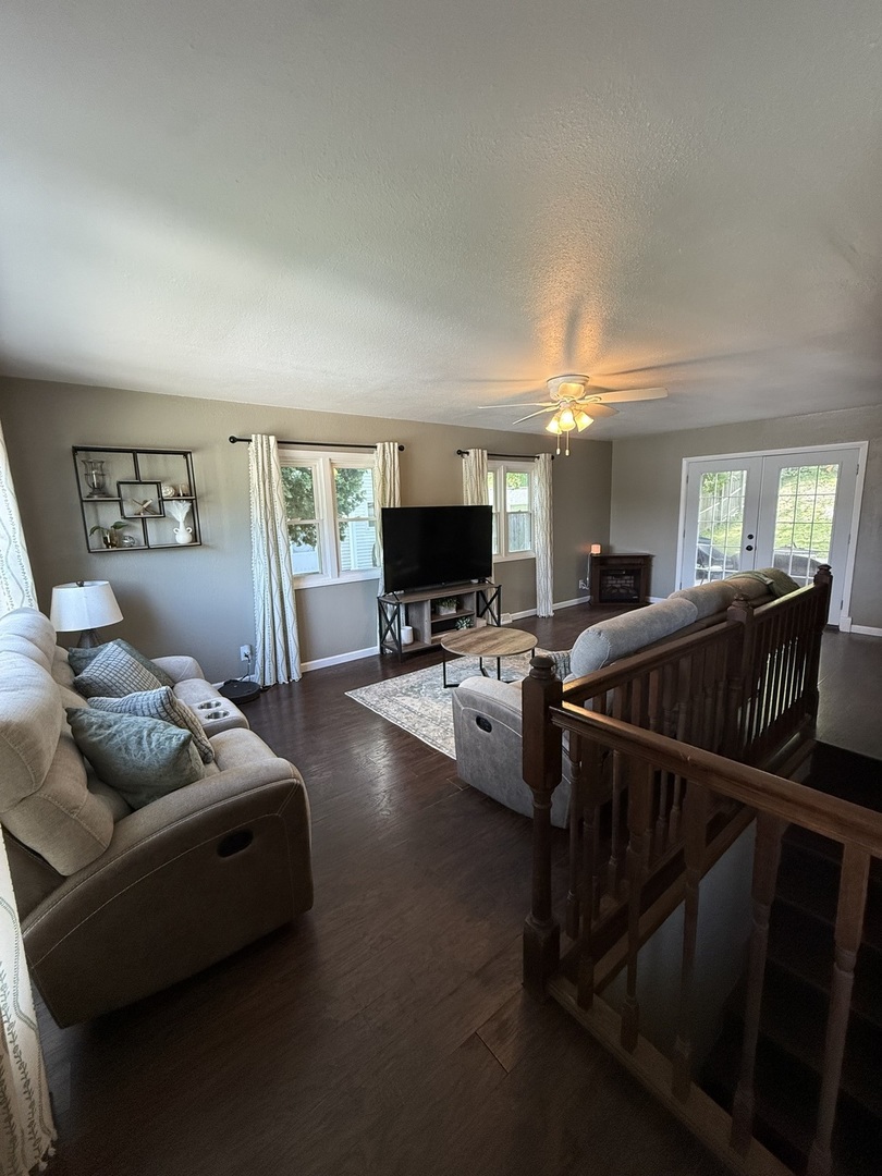 1125 Briarcliff Lane