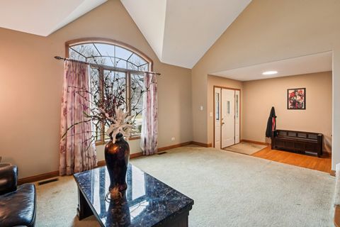 Tiny photo for 160 Lincoln Street, Roselle, IL 60172 (MLS # 12573951)