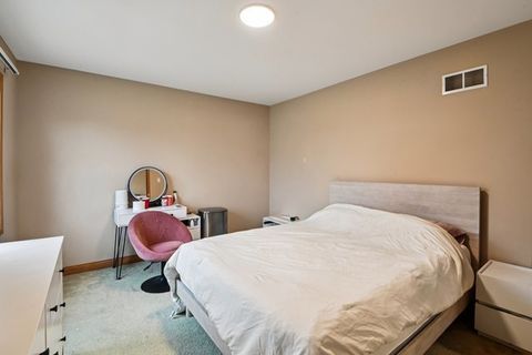 Tiny photo for 160 Lincoln Street, Roselle, IL 60172 (MLS # 12573951)