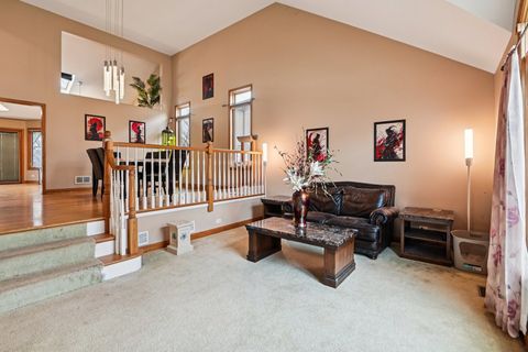 Tiny photo for 160 Lincoln Street, Roselle, IL 60172 (MLS # 12573951)