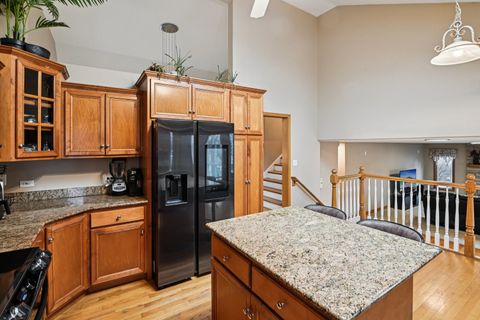 Tiny photo for 160 Lincoln Street, Roselle, IL 60172 (MLS # 12573951)