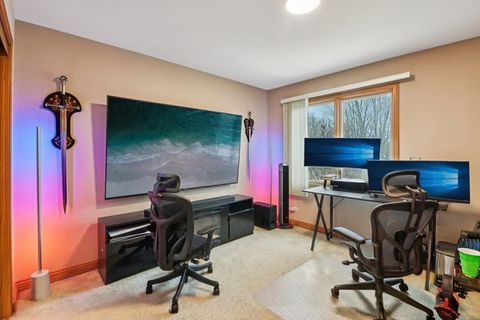 Tiny photo for 160 Lincoln Street, Roselle, IL 60172 (MLS # 12573951)