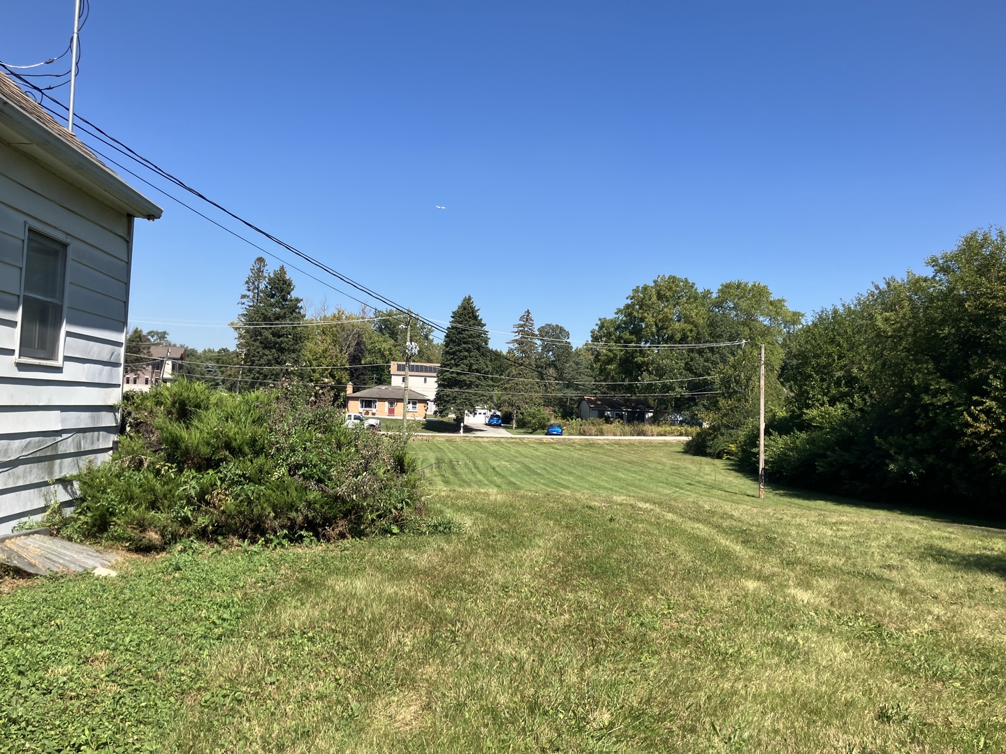 24W459 Lawrence Avenue