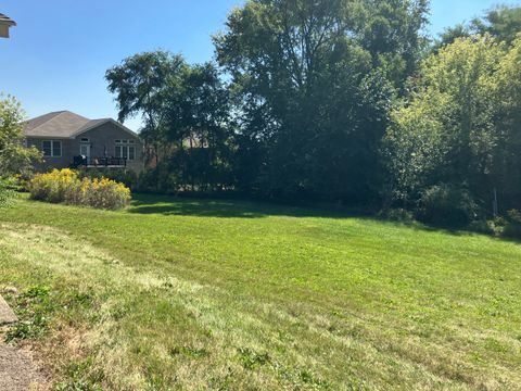 Tiny photo for 24W459 Lawrence Avenue, Roselle, IL 60172 (MLS # 12472440)