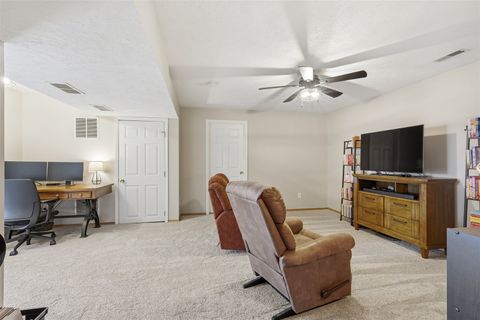 Tiny photo for 39 Oak Park Road, Bloomington, IL 61701 (MLS # 12584101)