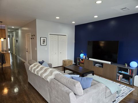 Tiny photo for 1915 S State Street #3, Chicago, IL 60616 (MLS # 12437382)