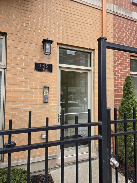 Tiny photo for 1915 S State Street #3, Chicago, IL 60616 (MLS # 12437382)