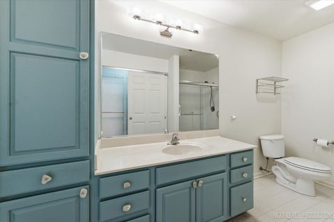 Tiny photo for 147 Hunt Club Drive #147, St. Charles, IL 60174 (MLS # 12592232)