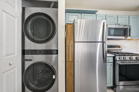 Tiny photo for 147 Hunt Club Drive #147, St. Charles, IL 60174 (MLS # 12592232)