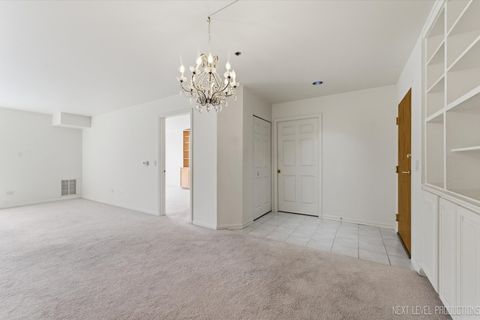 Tiny photo for 147 Hunt Club Drive #147, St. Charles, IL 60174 (MLS # 12592232)