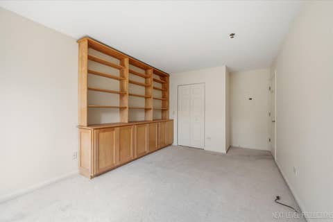 Tiny photo for 147 Hunt Club Drive #147, St. Charles, IL 60174 (MLS # 12592232)