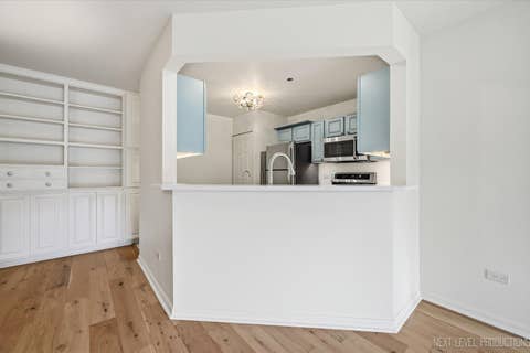 Tiny photo for 147 Hunt Club Drive #147, St. Charles, IL 60174 (MLS # 12592232)