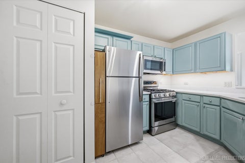 Tiny photo for 147 Hunt Club Drive #147, St. Charles, IL 60174 (MLS # 12592232)