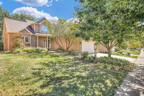 Photo of 2424 Prairie Ridge Place, Champaign, IL 61822 (MLS # 12422207)