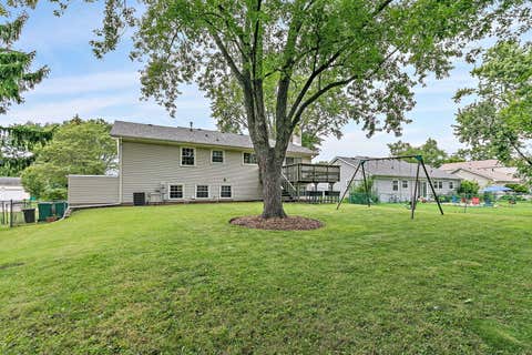 Tiny photo for 770 Silver Rock Lane, Buffalo Grove, IL 60089 (MLS # 12724788)
