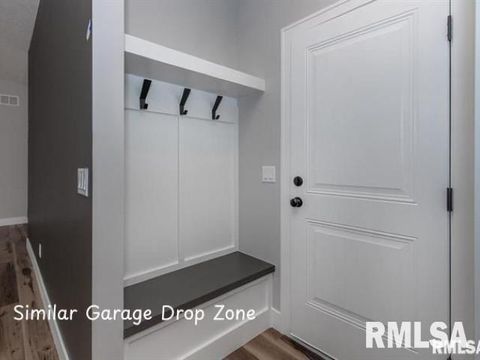 Tiny photo for 4757 WILLOW Circle, Davenport, IA 52806 (MLS # QC4269463)