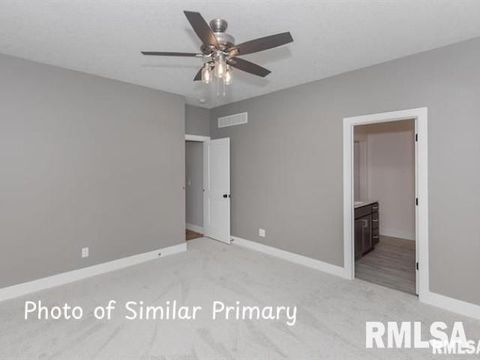 Tiny photo for 4757 WILLOW Circle, Davenport, IA 52806 (MLS # QC4269463)