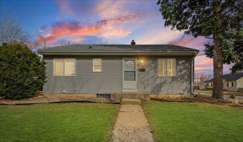 Photo of 8 University Court, Normal, IL 61761 (MLS # 12579978)