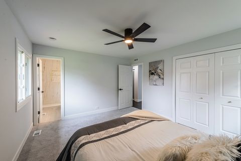 Tiny photo for 72 Braemar Drive, Elk Grove Village, IL 60007 (MLS # 12489959)
