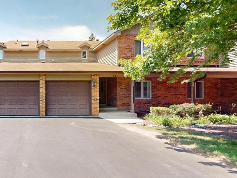 Photo of 981 West Court #A, Naperville, IL 60563 (MLS # 12724862)