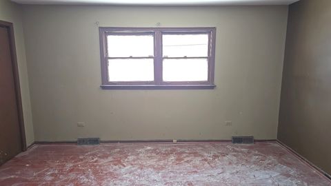 Tiny photo for 326 S Minerva Avenue, Glenwood, IL 60425 (MLS # 12560098)