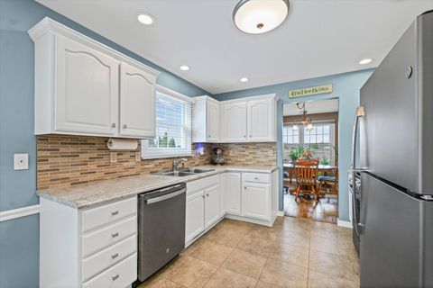 Tiny photo for 2523 Windward Boulevard #2523, Champaign, IL 61821 (MLS # 12613616)