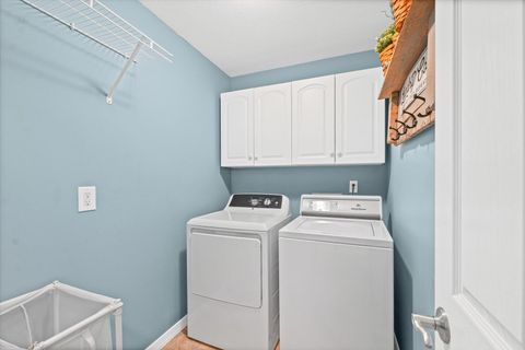 Tiny photo for 2523 Windward Boulevard #2523, Champaign, IL 61821 (MLS # 12613616)