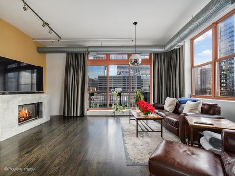 Tiny photo for 360 W ILLINOIS Street #8F, Chicago, IL 60654 (MLS # 12602247)