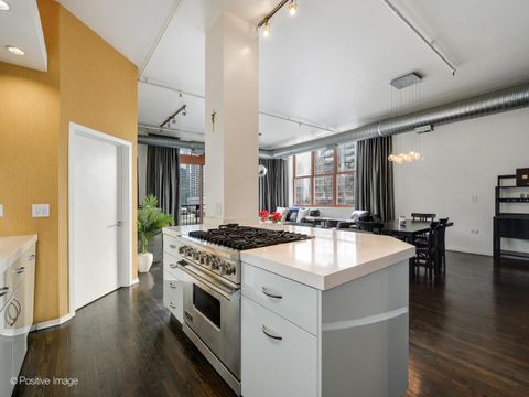 Tiny photo for 360 W ILLINOIS Street #8F, Chicago, IL 60654 (MLS # 12602247)