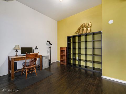 Tiny photo for 360 W ILLINOIS Street #8F, Chicago, IL 60654 (MLS # 12602247)