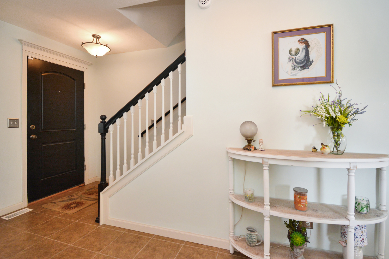 Bloomington, Illinois 61704, United States, 3 Bedrooms Bedrooms, ,3 BathroomsBathrooms,Residential,Contingent,186219