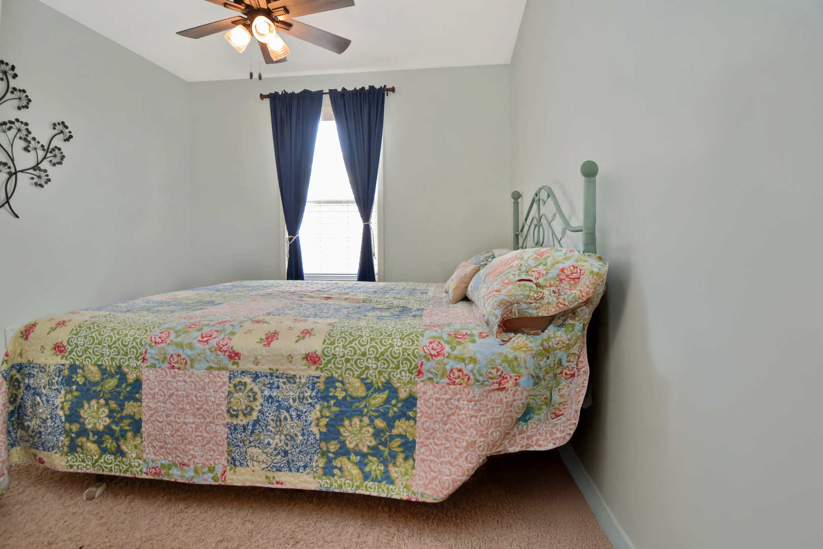 Bloomington, Illinois 61704, United States, 3 Bedrooms Bedrooms, ,3 BathroomsBathrooms,Residential,Contingent,186219