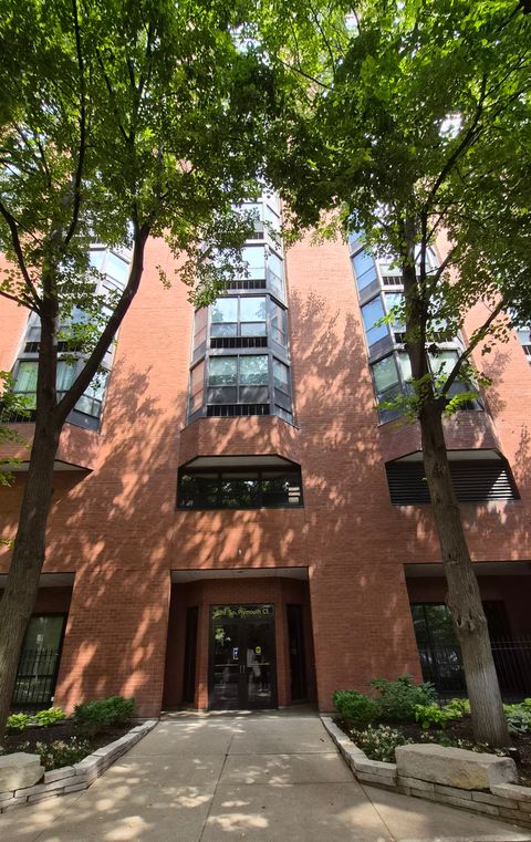 Tiny photo for 899 S Plymouth Court #704, Chicago, IL 60605 (MLS # 12477075)