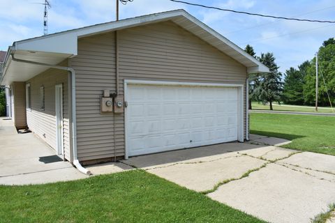 Tiny photo for 124 Hislop Drive, Cissna Park, IL 60924 (MLS # 12693404)
