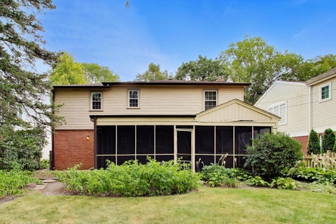 Tiny photo for 412 S Banbury Road, Arlington Heights, IL 60005 (MLS # 12742713)