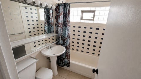 Tiny photo for 1122 W Lunt Avenue #2D, Chicago, IL 60626 (MLS # 12762290)