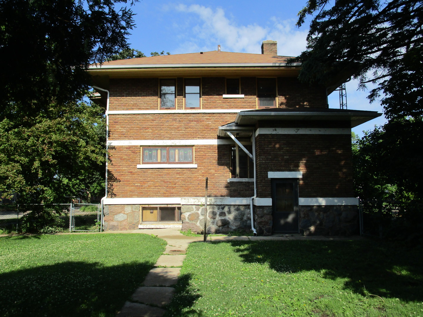 1101 N Hart Street