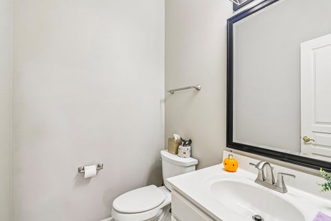 Tiny photo for 1 Waterfront Court, Algonquin, IL 60102 (MLS # 12760006)