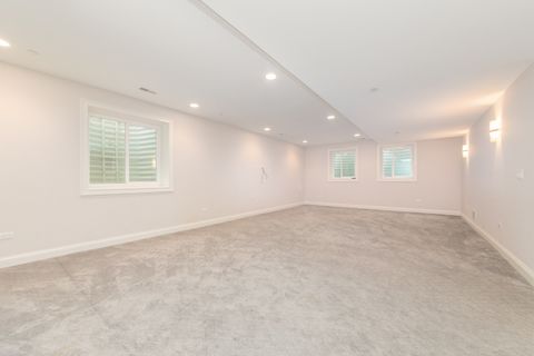 Tiny photo for 230 N Delphia Avenue, Park Ridge, IL 60068 (MLS # 12614369)