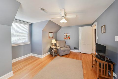 Tiny photo for 586 S Saylor Avenue, Elmhurst, IL 60126 (MLS # 12439537)