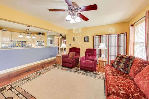 Tiny photo for 586 S Saylor Avenue, Elmhurst, IL 60126 (MLS # 12439537)