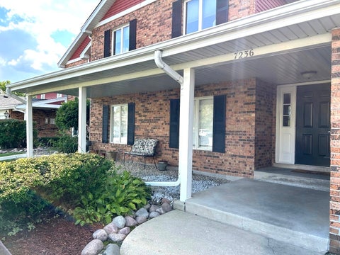 Tiny photo for 7236 Cottonwood Court #A, Willowbrook, IL 60527 (MLS # 12771431)