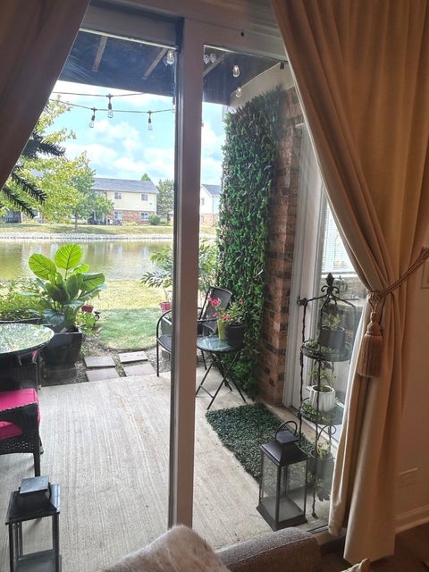Tiny photo for 7236 Cottonwood Court #A, Willowbrook, IL 60527 (MLS # 12771431)