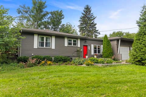 Photo of 2N180 Mildred Avenue, Glen Ellyn, IL 60137 (MLS # 12737742)