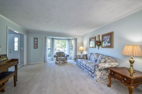 Tiny photo for 1270 North Avenue, Batavia, IL 60510 (MLS # 12492914)