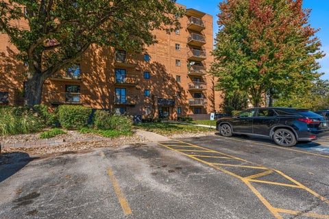 Tiny photo for 5970 Lake Bluff Drive #402, Tinley Park, IL 60477 (MLS # 12770650)