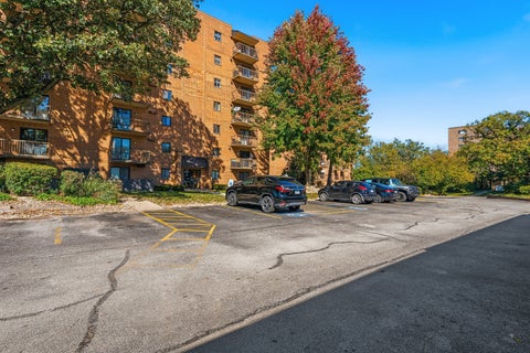 Tiny photo for 5970 Lake Bluff Drive #402, Tinley Park, IL 60477 (MLS # 12770650)